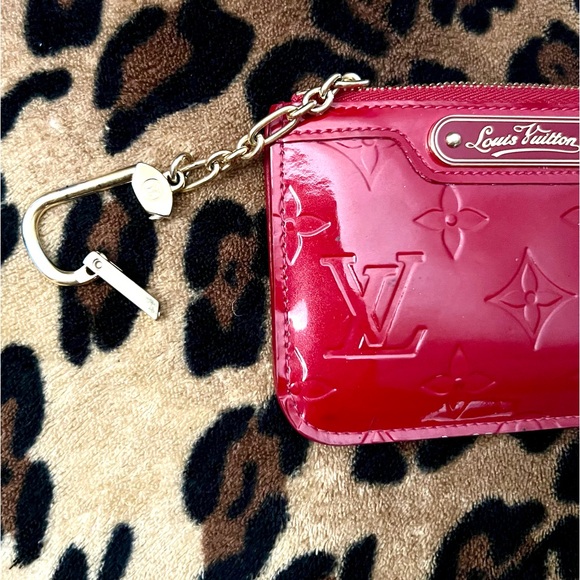 👑✅PRICE FIRM✅NO OFFERS👑AUTHENTIC Louis Vuitton Red Key Card Wallet Pouch - Picture 10 of 17
